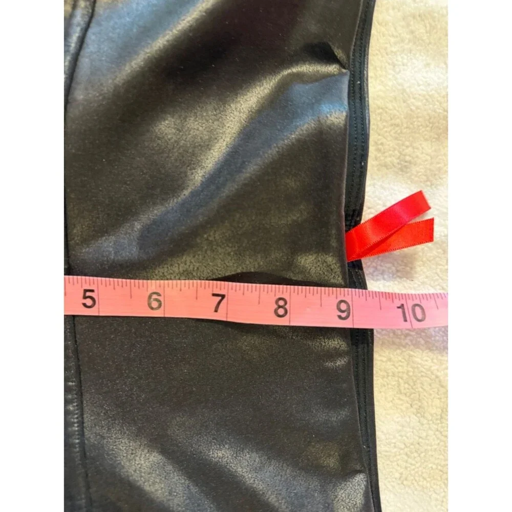 Spanx faux leather legging. Sz M. Punk, rock and roll, moto, Bikercore, goth